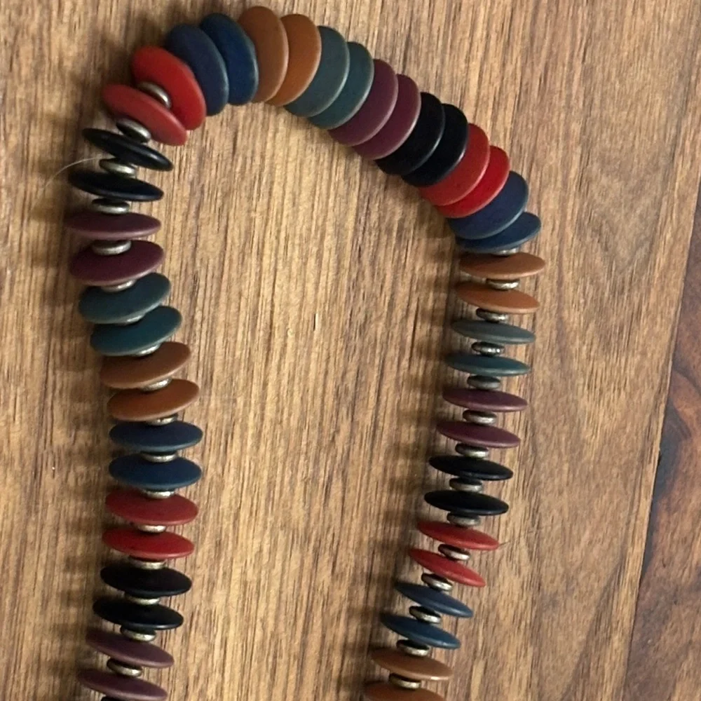 Colorful Beaded Necklace with Mixed Hues